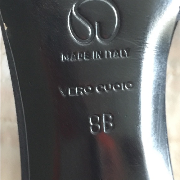 EUC St John black fabric/mesh metallic stilettos - Picture 6 of 13